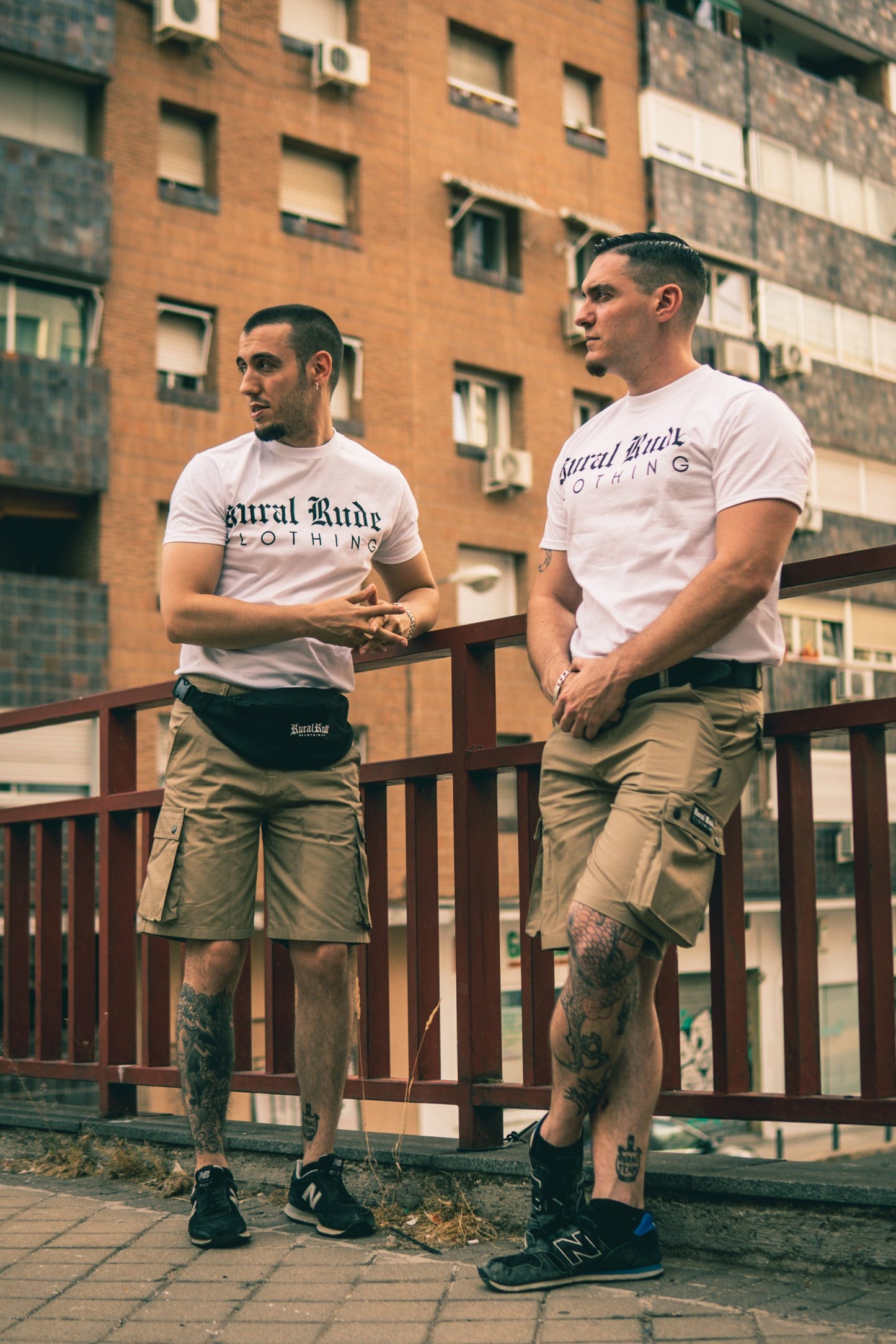 PANTALON CORTO BEIGE