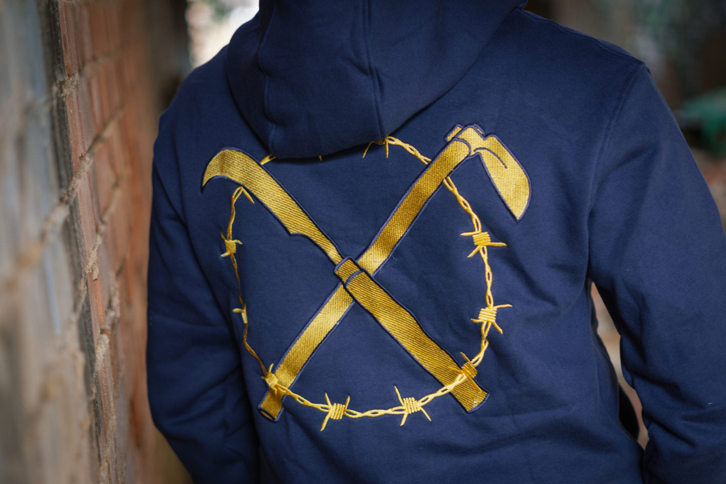 AGUJA NEGRA (AZUL NAVY)