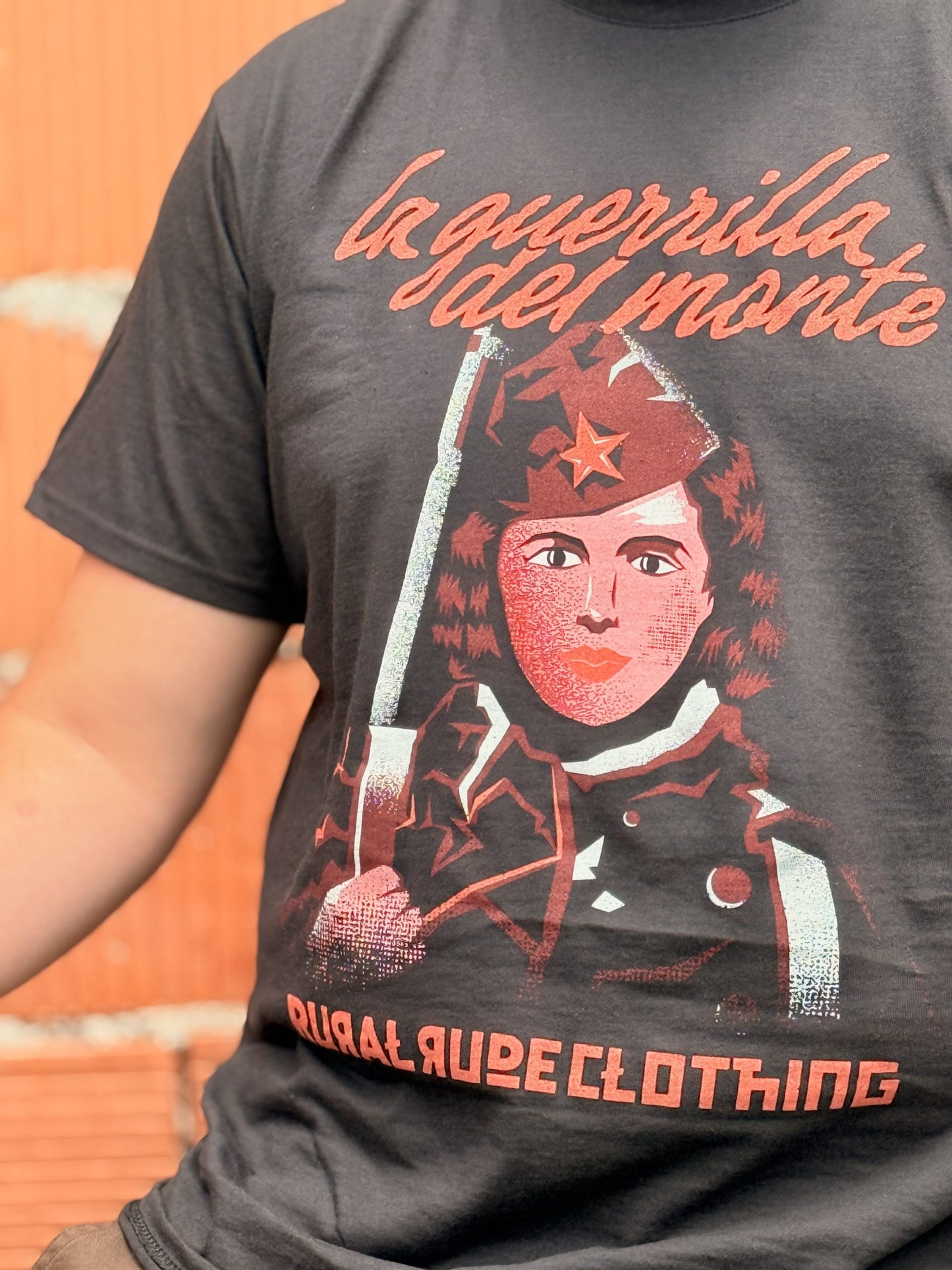 LA GUERRILLA DEL MONTE
